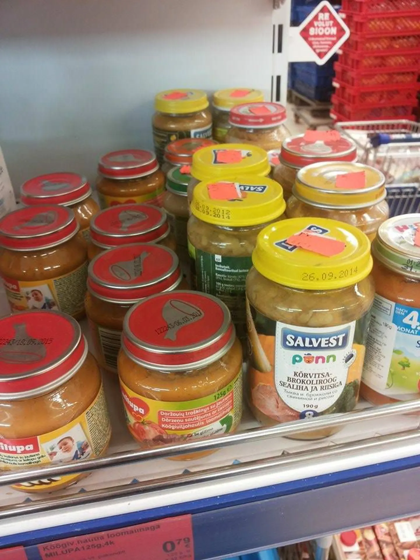 Roiskunud imikutoit Maximas.