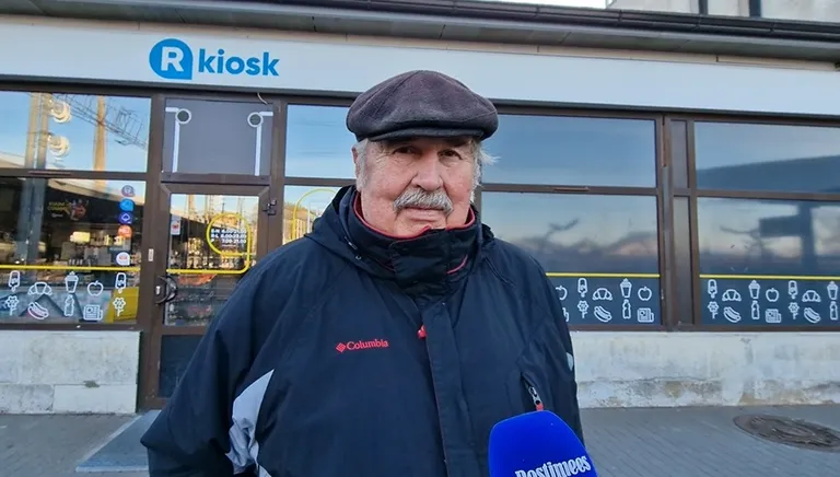 Мати Нотт.