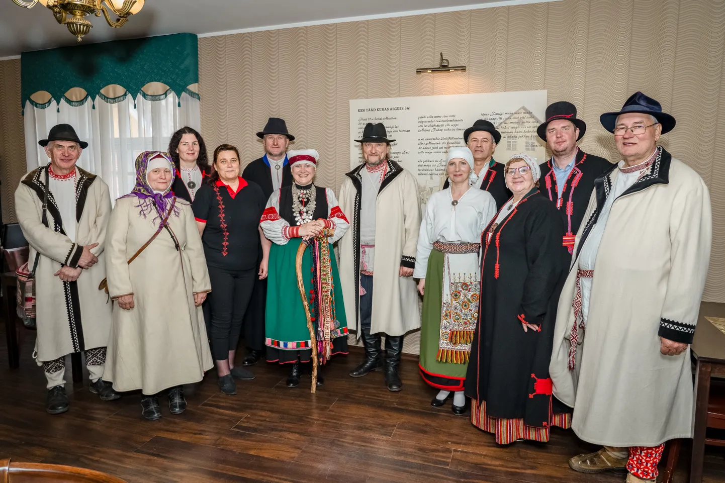 Mulgid võõrustasid setosid.