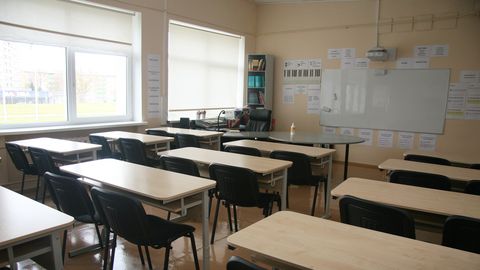 «Puudumisi oli rohkem kui tavaliselt.» Kuidas sujus õppetöö pärast koolidele saadetud ahvarduskirjade lainet?