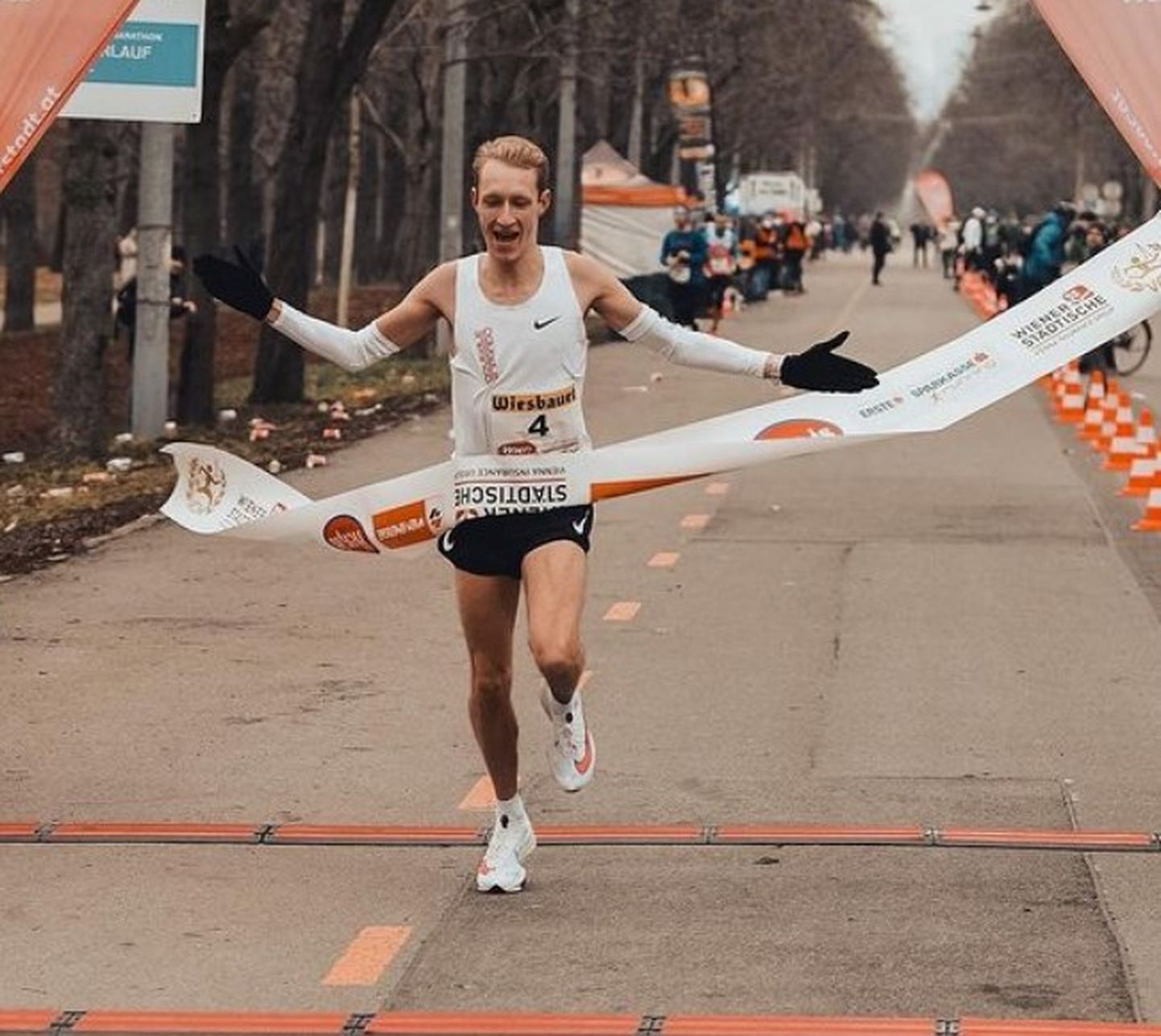 Hollandi maratonitalent Björn Koreman võitis detsembris Viini maratoni.
