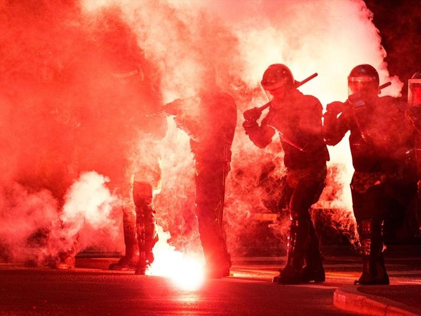 «Minskis» vallandub kohutav politseivägivald.

 