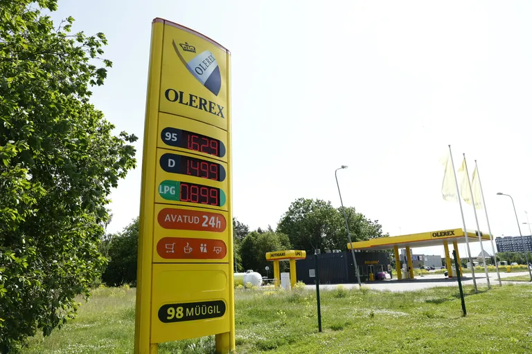 Mootorikütuste hinnad tanklas.