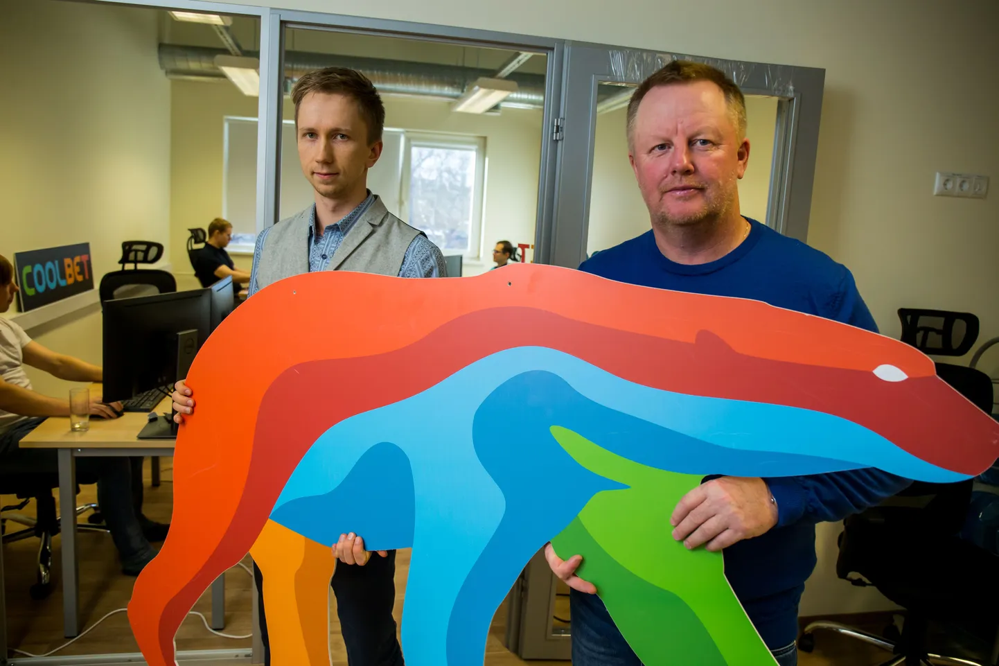 Mängufirma Coolbet turundusjuht Ervin Järvlepp ja tegevjuht Jan Svendsen (paremal). Svendsenile on pärast Triobeti müüki tegemist järgmise suure tehinguga.