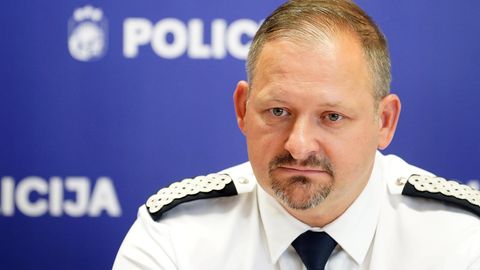 Рукс рассказал, когда будет завершено расследование по делу об ограблении магазина часов в Вецриге