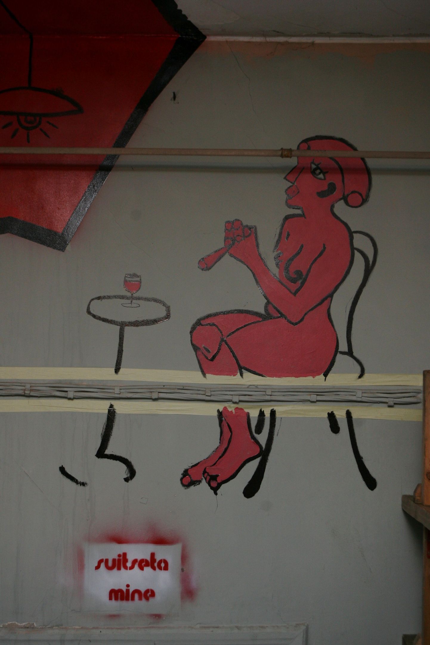 Genialistide Klubi sisekujunduses kasutuselolev grafiti.