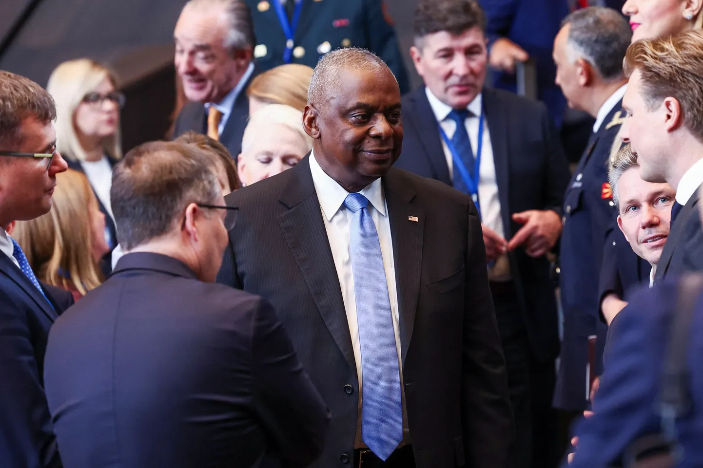 ASV aizsardzības ministrs Loids Ostins piedalās NATO aizsardzības ministru sanāksmē alianses galvenajā mītnē Briselē, Beļģijā, 2024. gada 18. oktobrī.