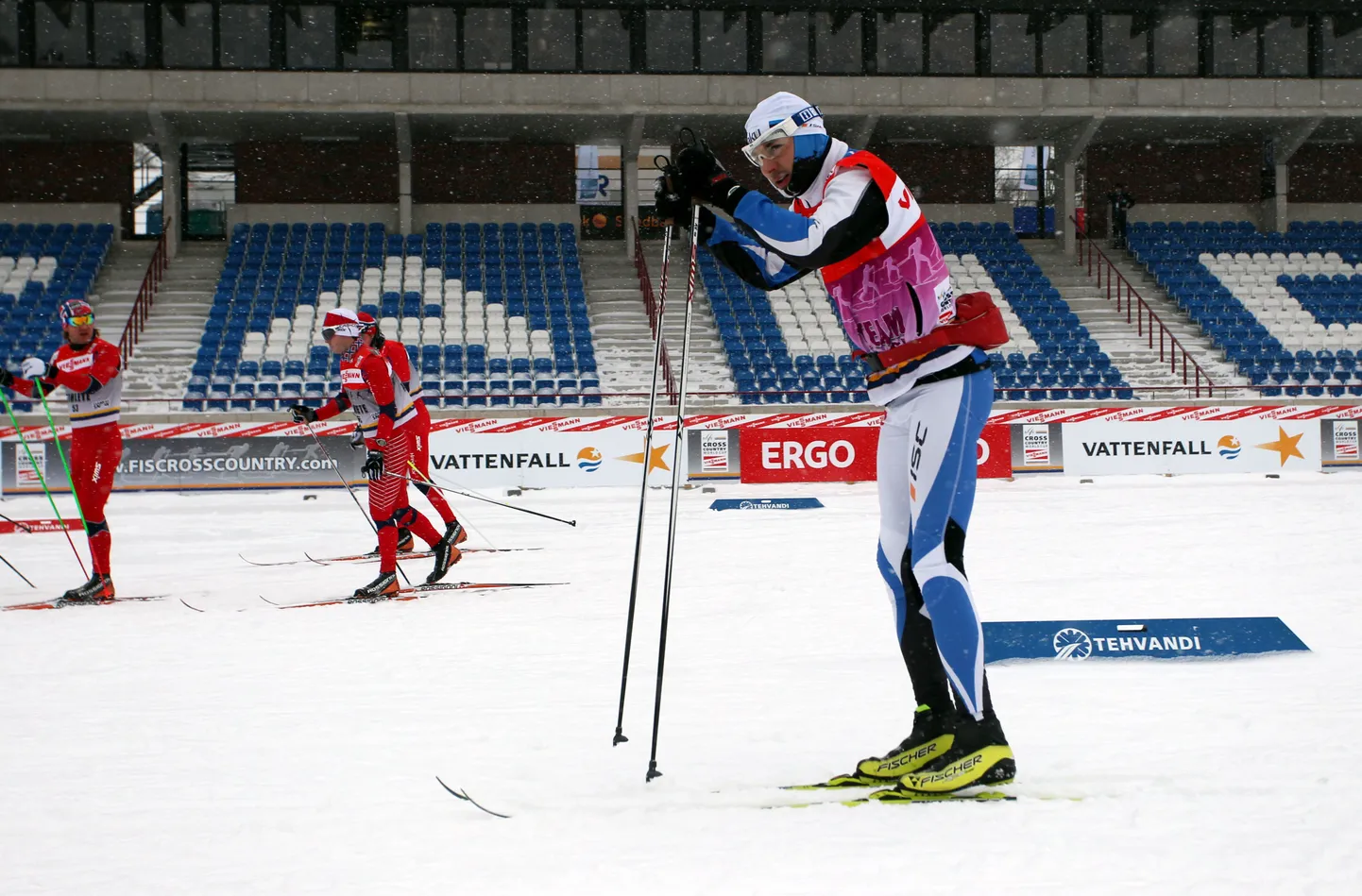Andrus Veerpalu Otepää MK-etapil Eesti koondise suuski testimas.
