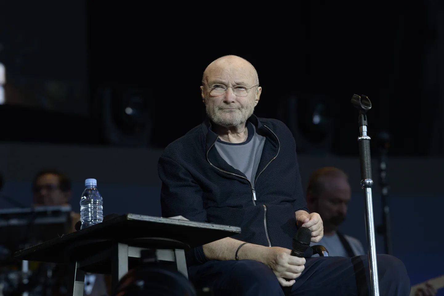 PHIL COLLINS.