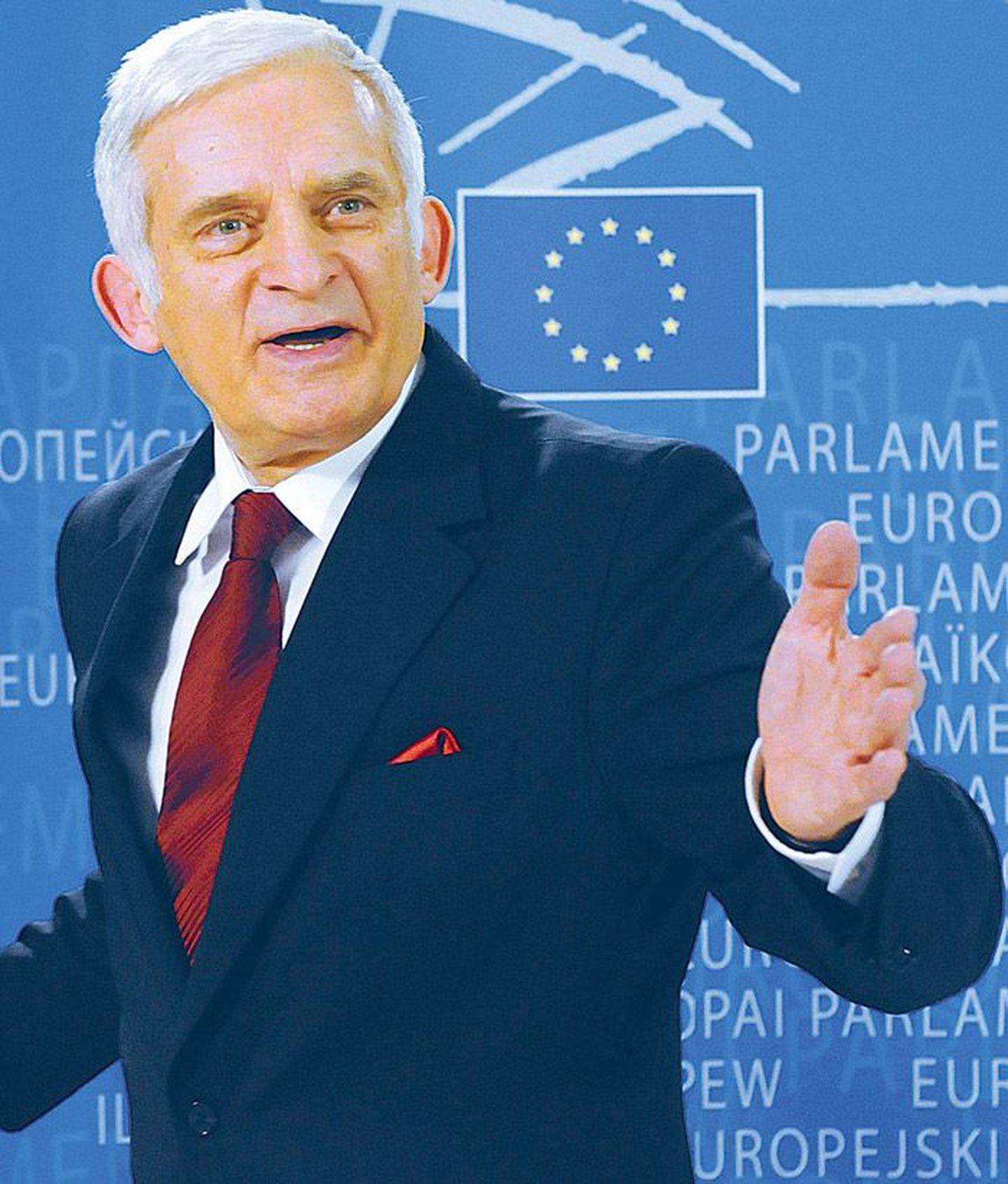 Arvestades, et Euroopa Liidu n-ö uusliikmetest ida poole jääb veel suur tükk Euroopat, Uuraliteni välja, ei nimetaks Jerzy Buzek siinset kanti mitte Ida-Euroopaks, vaid Kesk-Ida-Euroopaks.