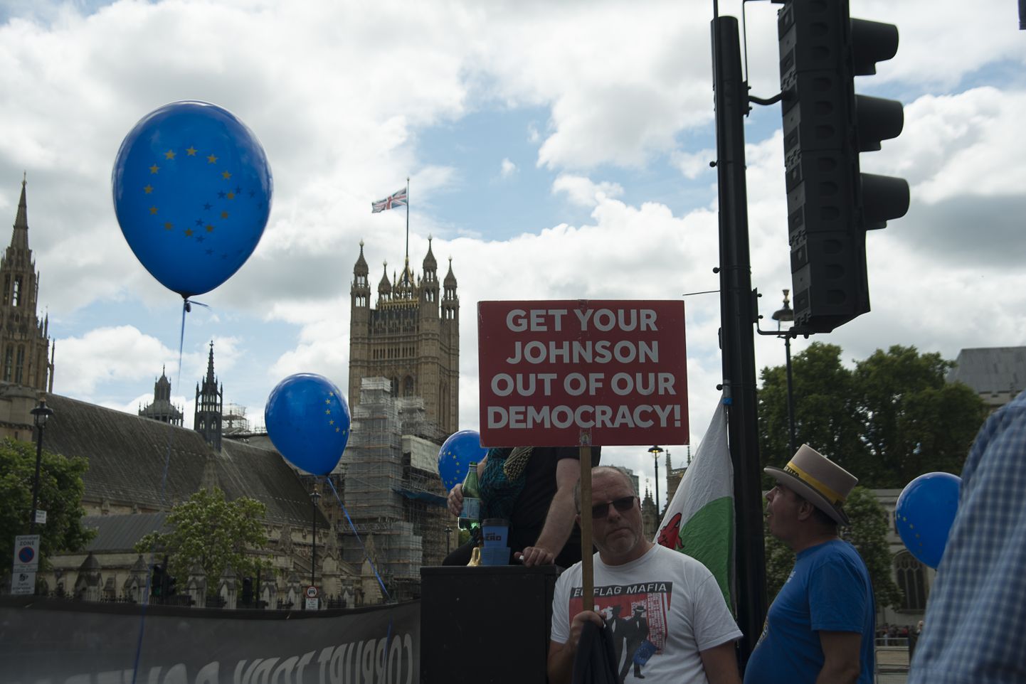Boris Johnsoni vastased meeleavaldajad Londonis.