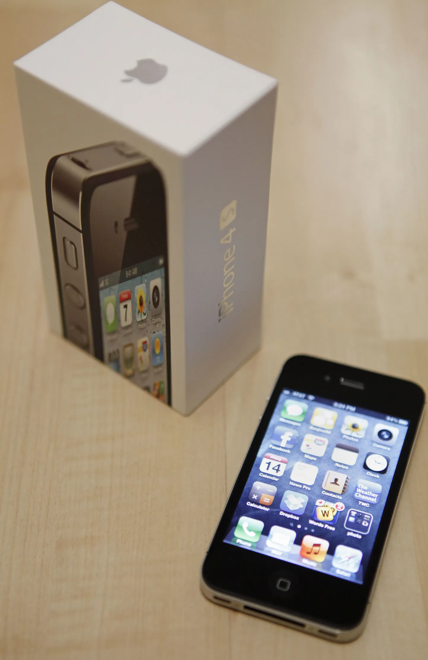 iPhone 4S