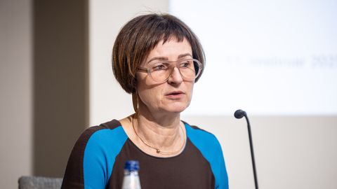 Alaealiste töötamist hõlbustavad muudatused Riigikogusse