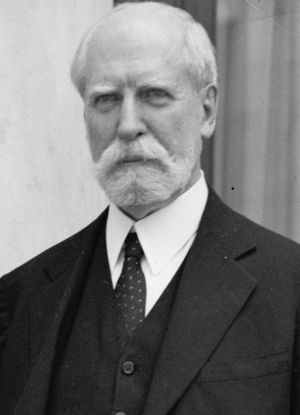 Charles Evans Hughes oli USA välisminister 5. märtsist 1921 kuni 4. märtsini 1925.
