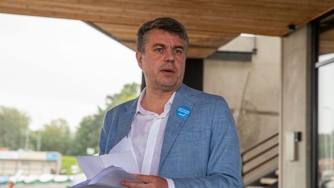 URMAS REINSALU KÕNE ⟩ Eesti tulevik algab eneseusust, et me rahvana suudame