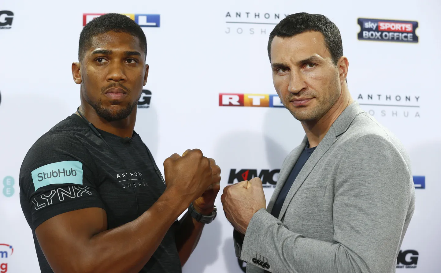 Anthony Joshua (vasakul) ja Vladimir Klitško.