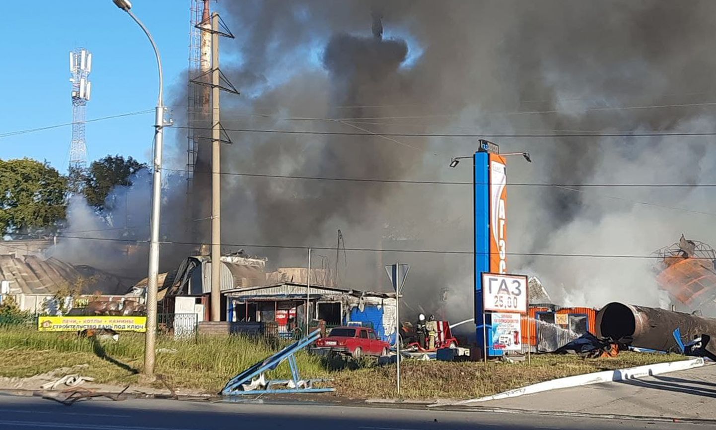 Novosibirskis sai esmaspäeval bensiinijaama plahvatuses kannatada 16 inimest.