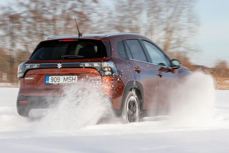 Suzuki S-Cross