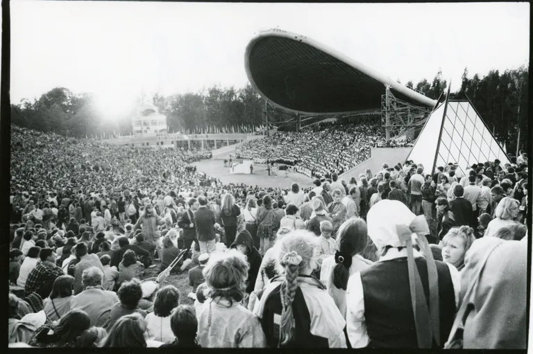 Juubelilaulupeo kontsert 18. juunil 1994.