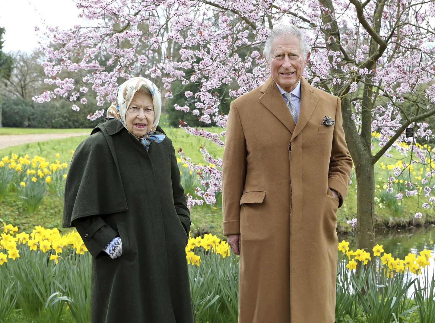 Kuninganna Elizabeth II ja prints Charles