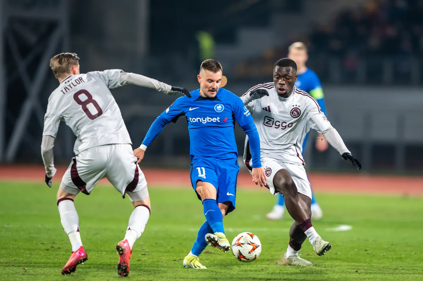 RFS futbolists Roberts Savaļnieks