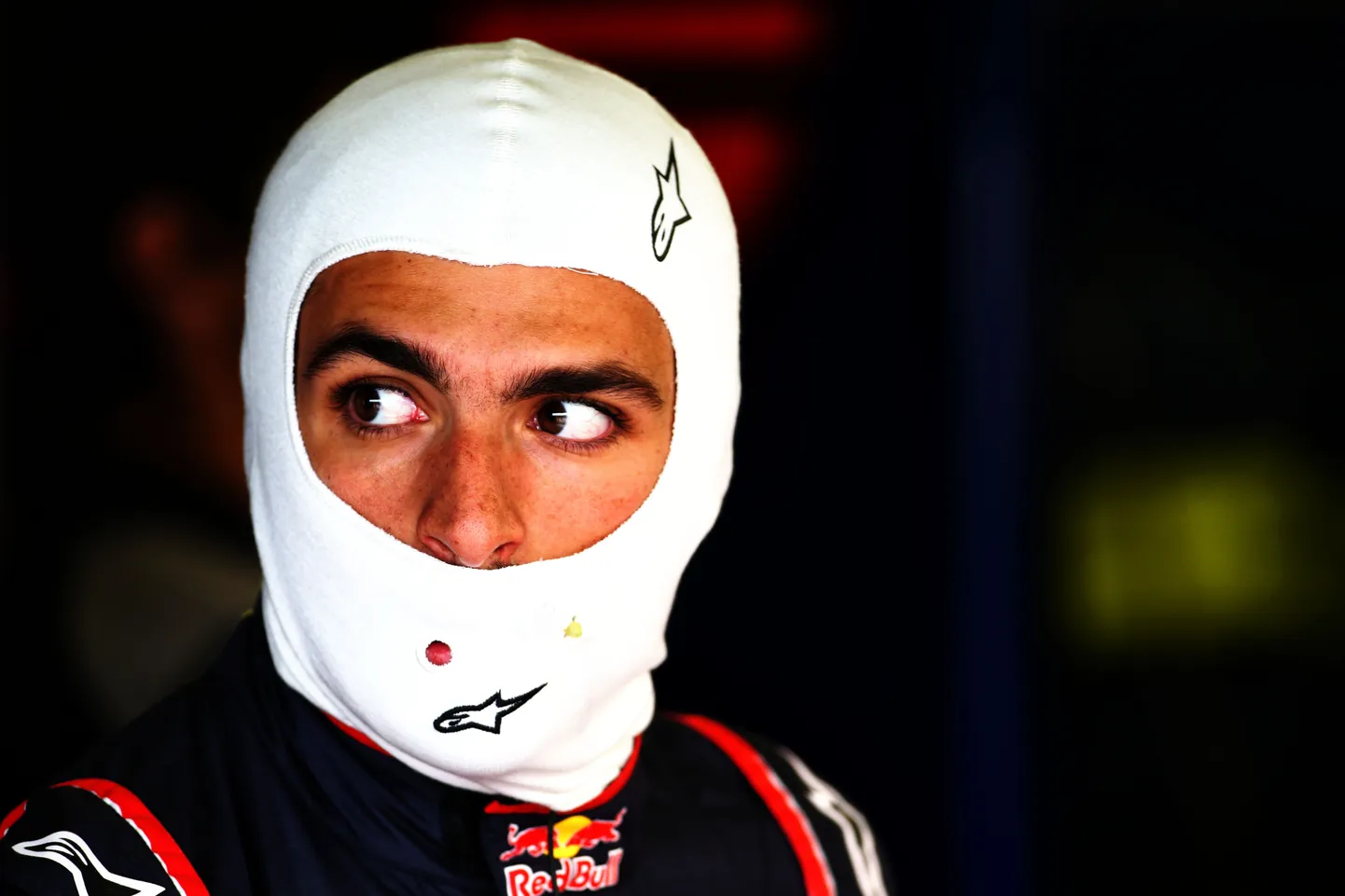 Carlos Sainz Jr'i ähvardab suupruukimise eest töökoha kaotamine.