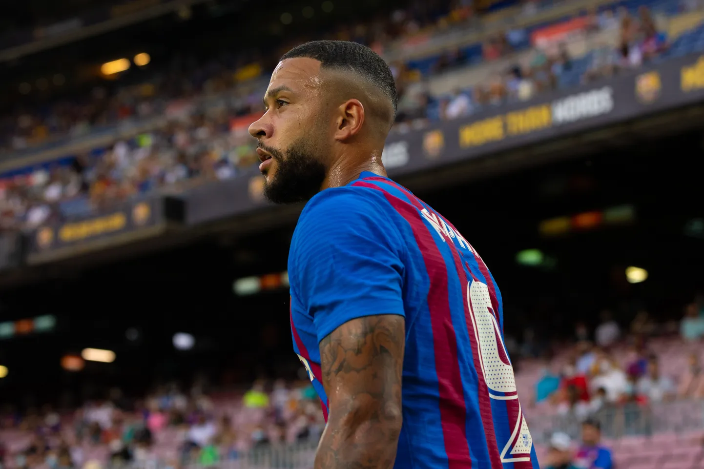 Memphis Depay Barcelona särgis.