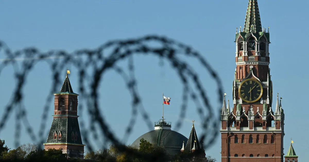 2022. aasta 24. veebruaril alustas Venemaa režiimi juht Vladimir Putin sissetungi Ukrainasse. Pärast seda, kui Ukraina lõi tagasi pealetungi Kiievile, on lahing