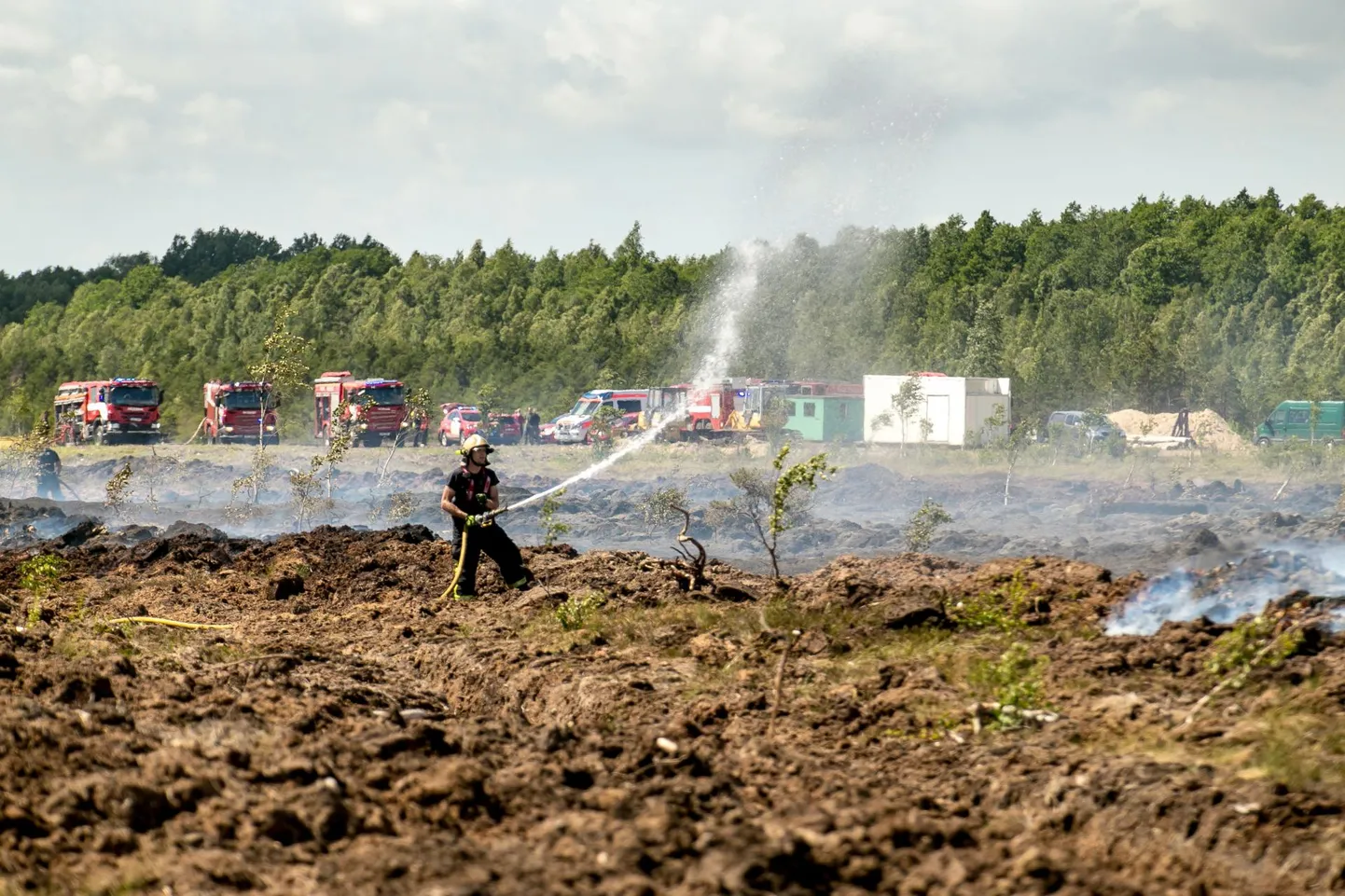 Põhja-Pärnumaa vallas Rahnoja külas süttis turbaaun. Foto on illustreeriv.