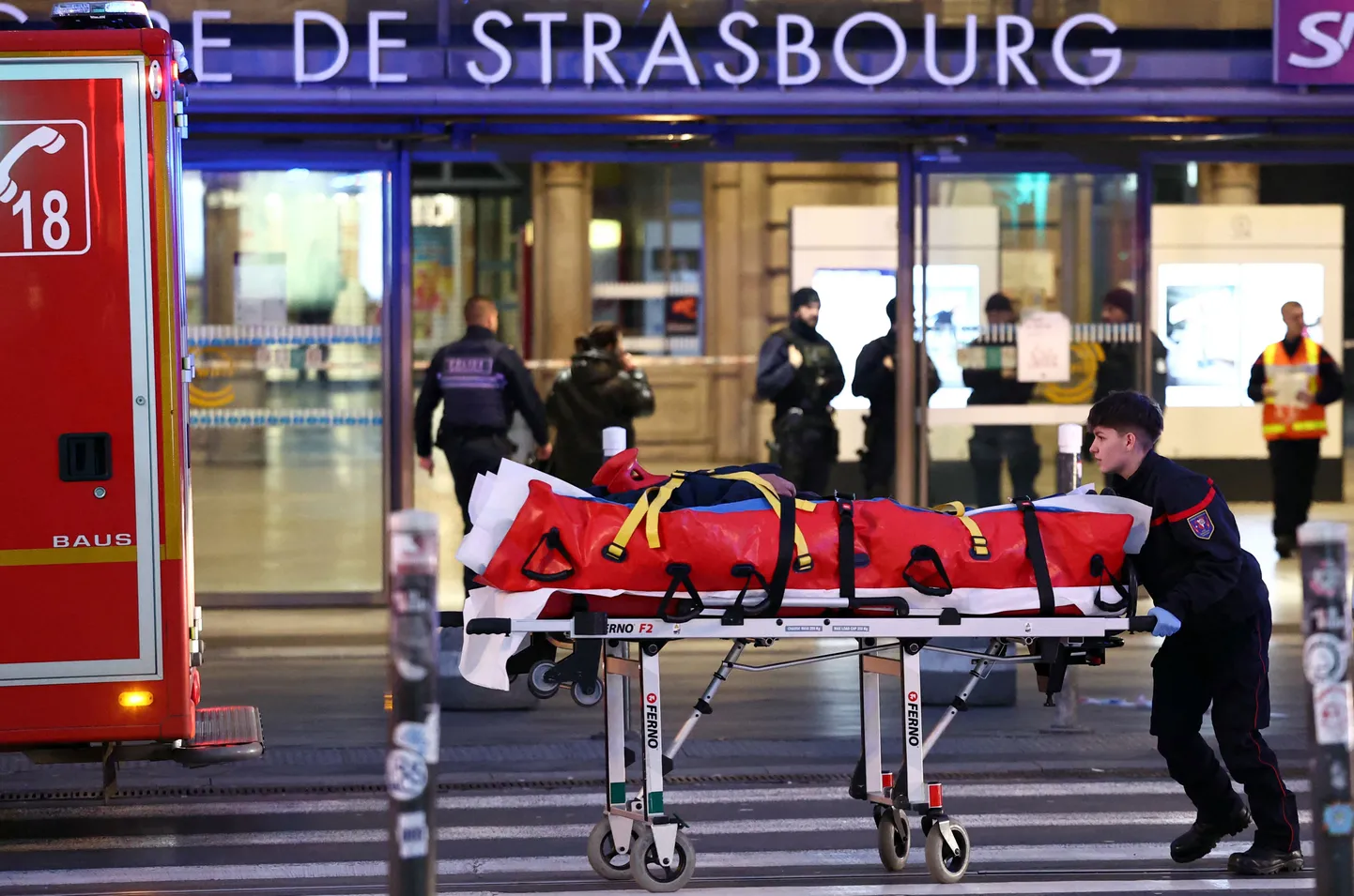 Strasbourgi raudteejaam, kus kaks trammi kokku põrkasid.