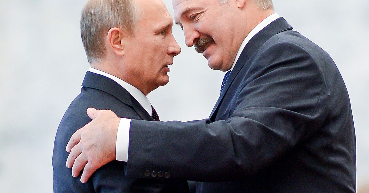 Беларусь получила кредит от России на погашение долга перед Газпромом
