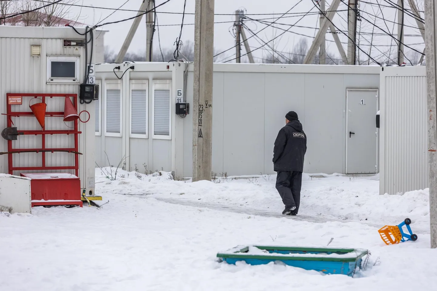Ida-Ukraina sõjapiirkonnast ümberasjuatele ehitatud moodulinnak Harkivis. FOTO: Mihkel Maripuu