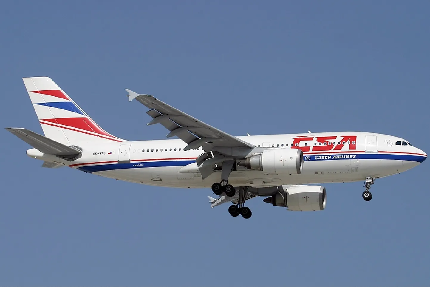 Czech Airlinesi Airbus 310, millega pakuti pikamaalende sajandi alguskümnendil.