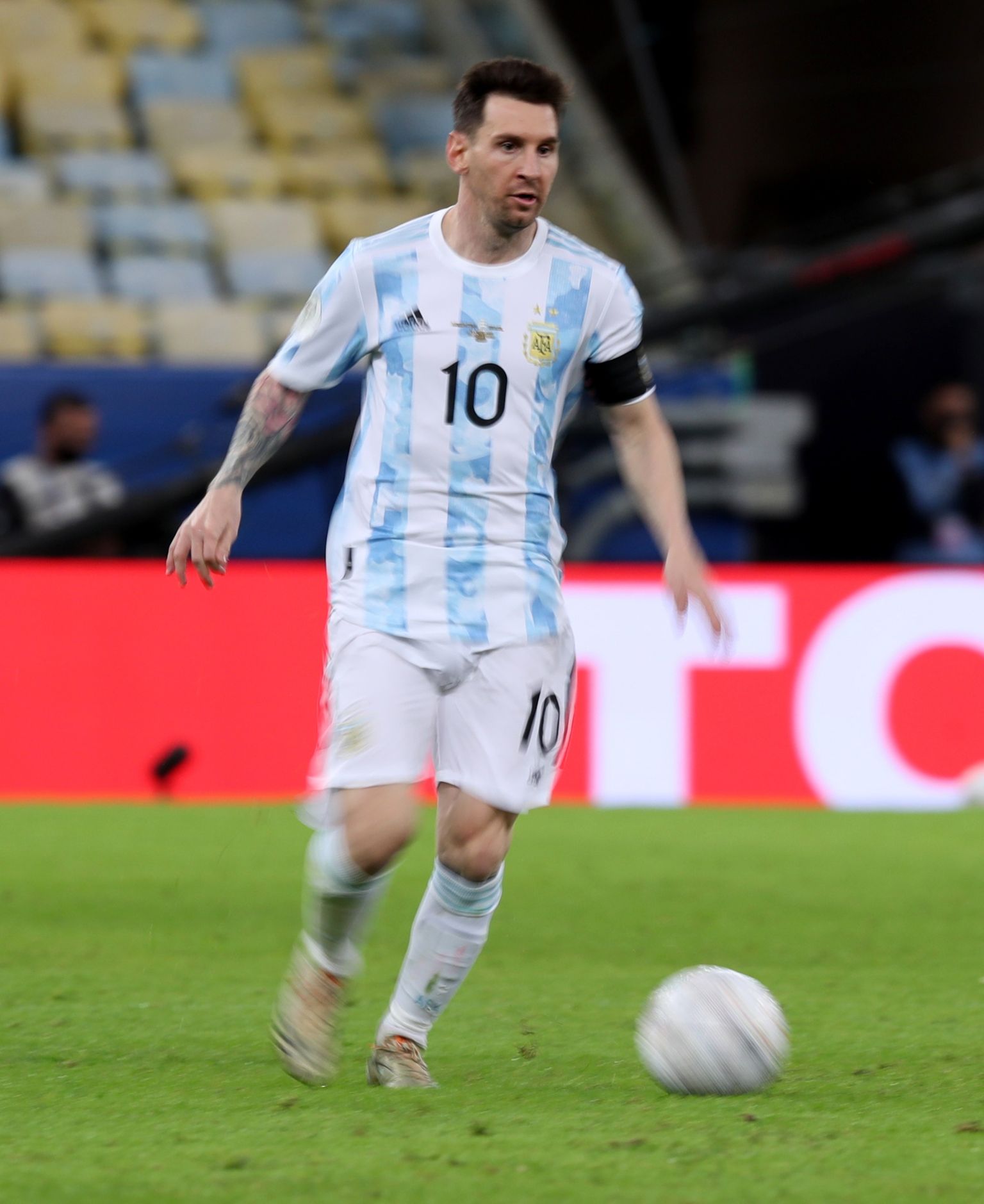Lionel Messi aitas vigastuse kiuste Argentina tiitlini.