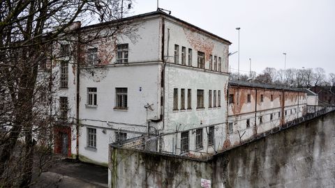 Daugavgrīvas cietumā ugunsgrēka dēļ īslaicīgi izsludināts ārkārtas stāvoklis