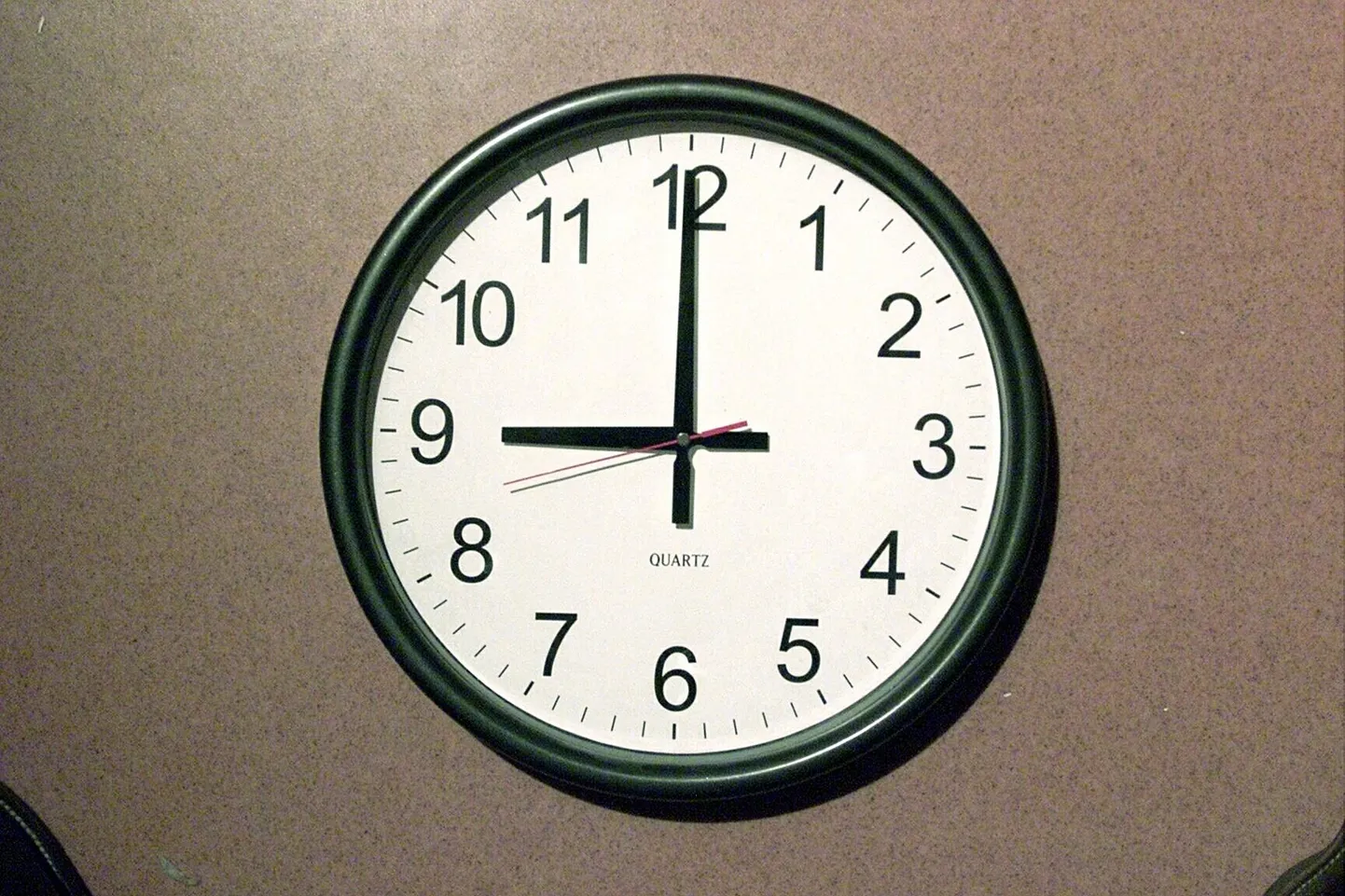 Kell 9 alanud taotlusvoor läks juba 26 minutit hiljem kinni. Paljude taotlejate vaev läks aia taha.