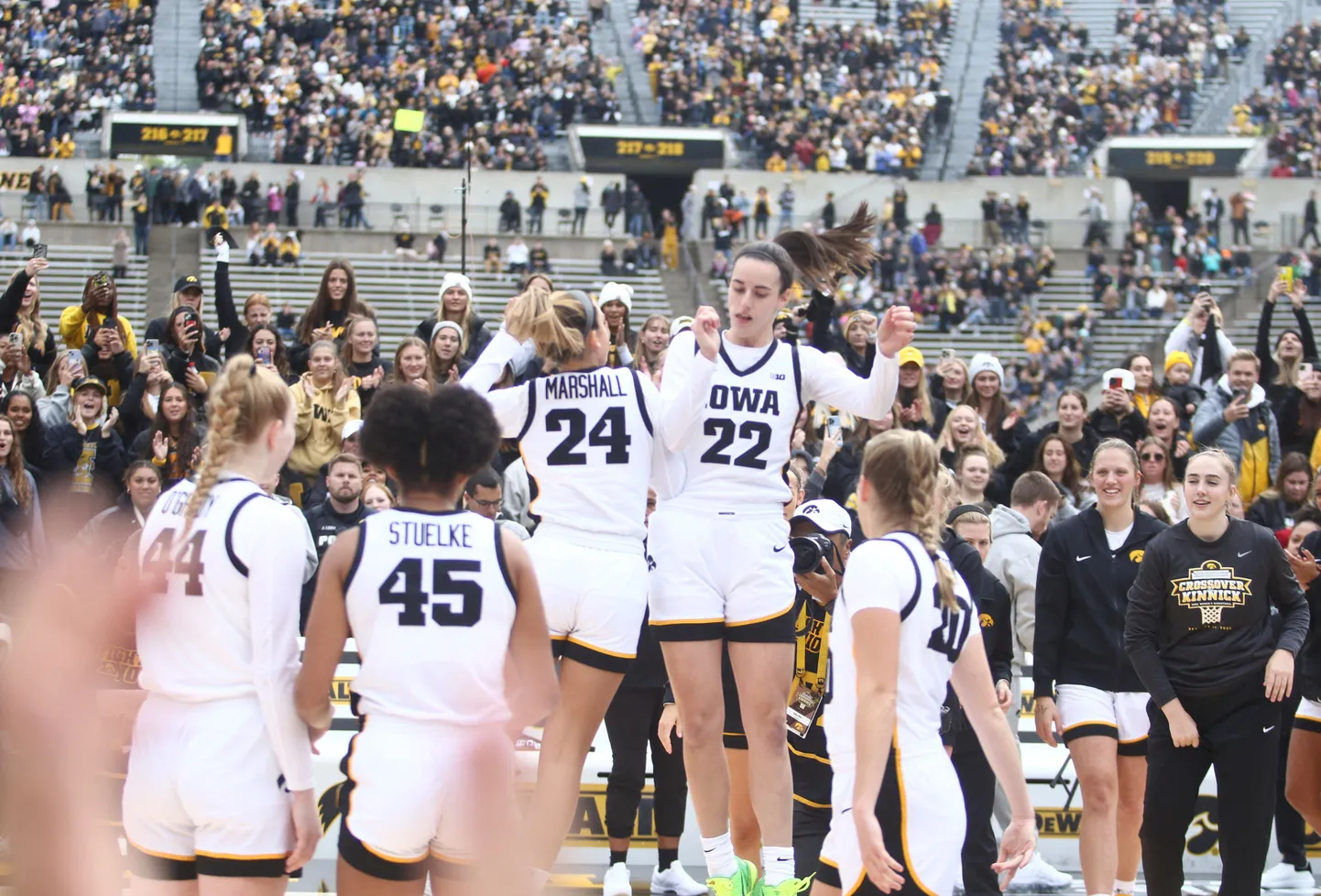 "Hawkeyes" basketbolistes