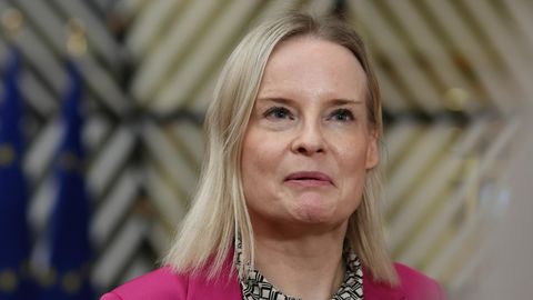 ÜLEVAADE ⟩ Soome ministrid pagevad armutult kärpekääre lõksutava Purra eest