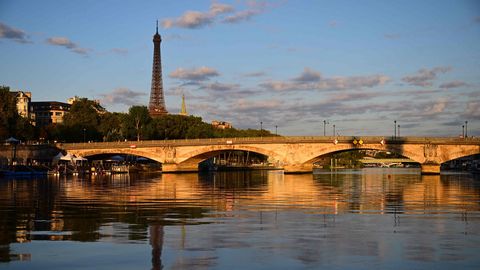 Правительство Франции: субботний теракт в Париже не изменит планы по церемонии открытия Олимпиады