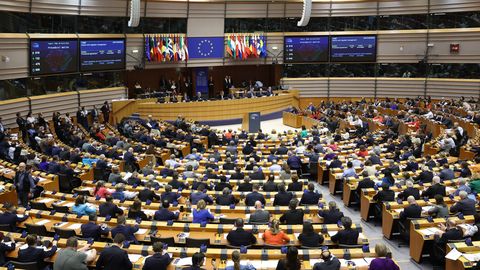 MARTIN MÖLDER ⟩ Euroopa Parlamendi valimised koguvad tuure, Keskerakond võib jääda mandaadita