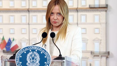 Itaalia pikendas Hispaaniaga Schengeni piirikontrolle, Madrid vastas samaga