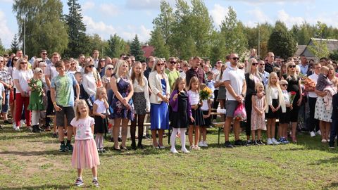 Tartus alustab kooliaastat 130 last vähem kui mullu