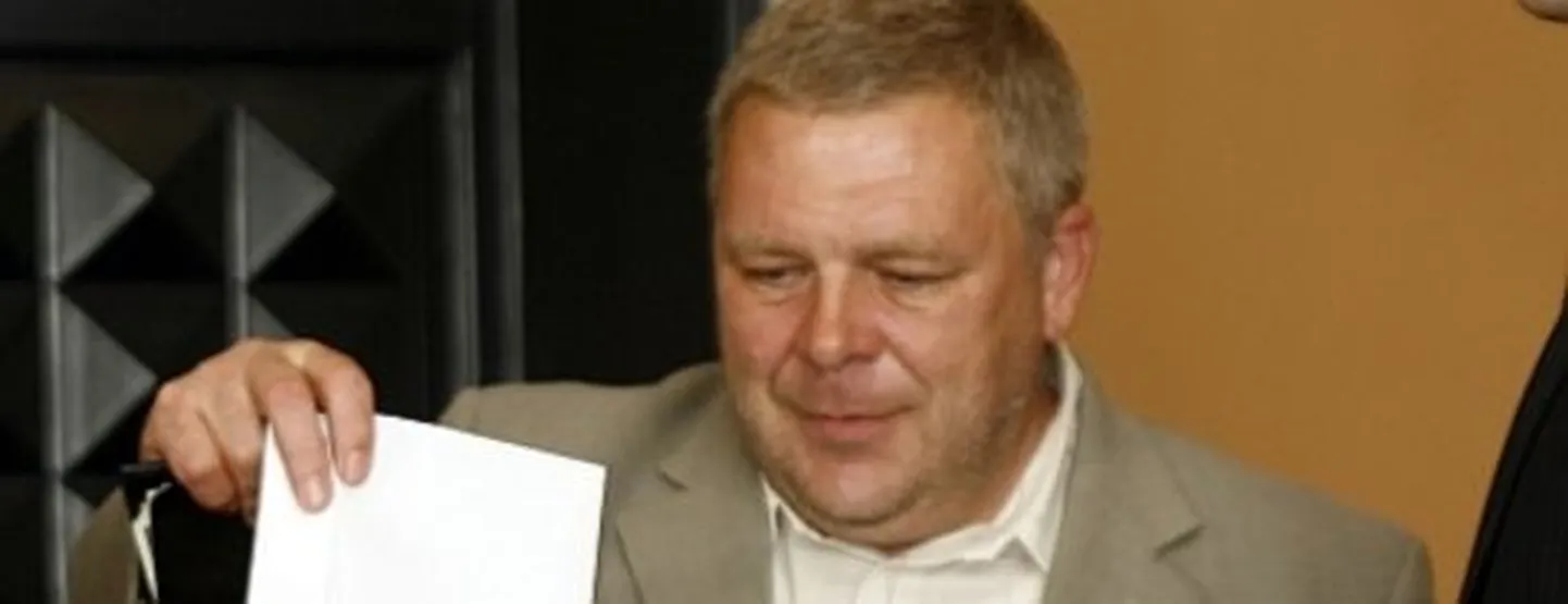 Olari Taal.