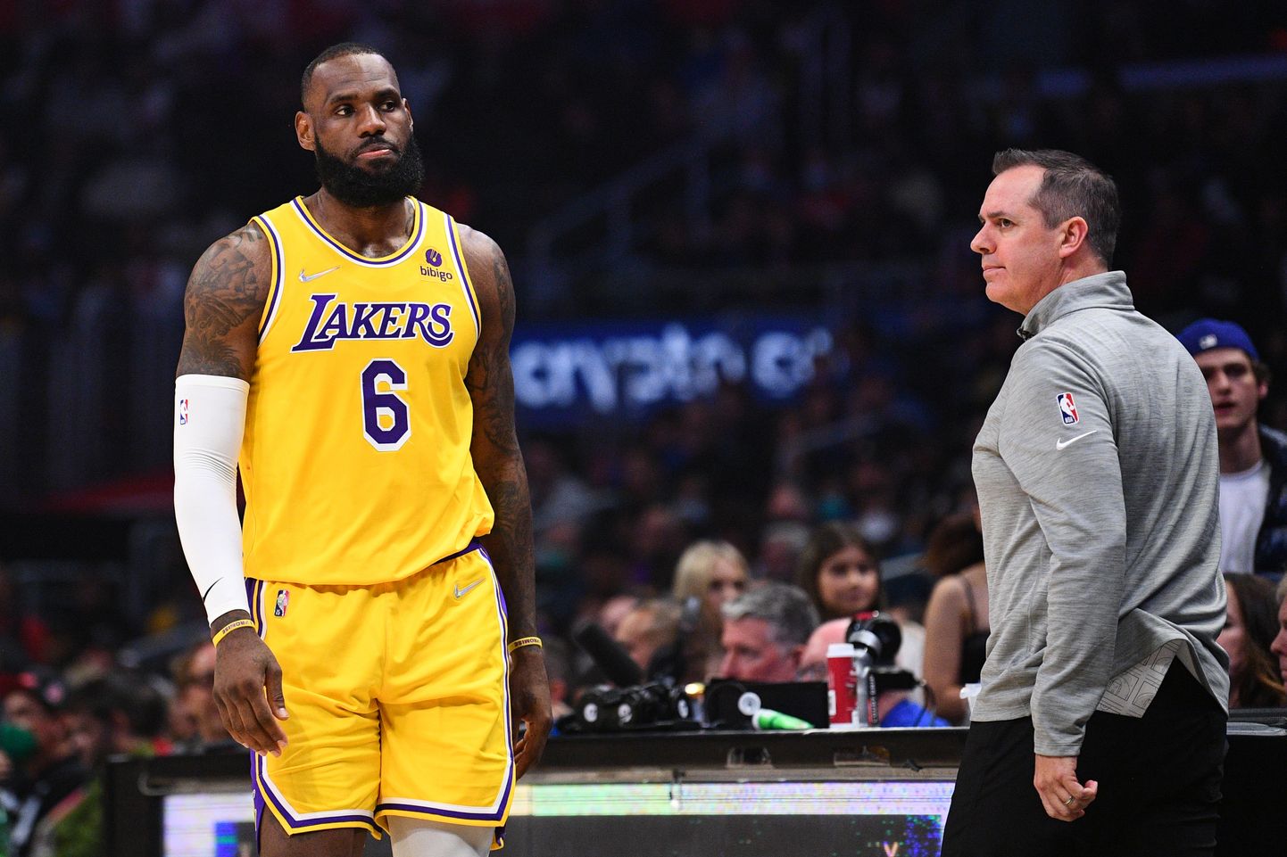 Frank Vogel ei saa järgmisel hooajal enam Los Angeles Lakersi superstaari LeBron Jamesi juhendada.