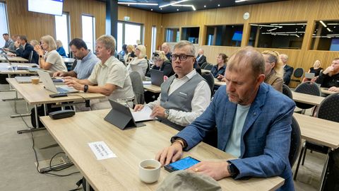 OTSEÜLEKANNE ⟩ Pärnu linnavolikogu arutab uputuse järel kriisikomisjoni töökorraldust ja valib uue aseesimehe