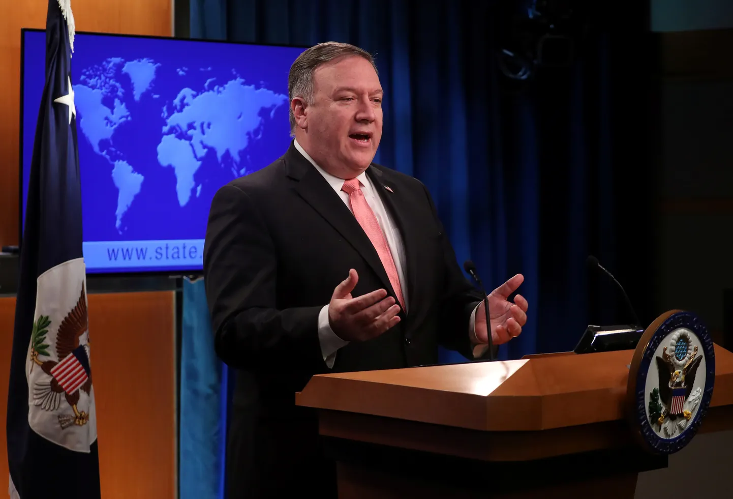 USA välisminister Mike Pompeo teisipäeval välisministeeriumis pressikonverentsil.