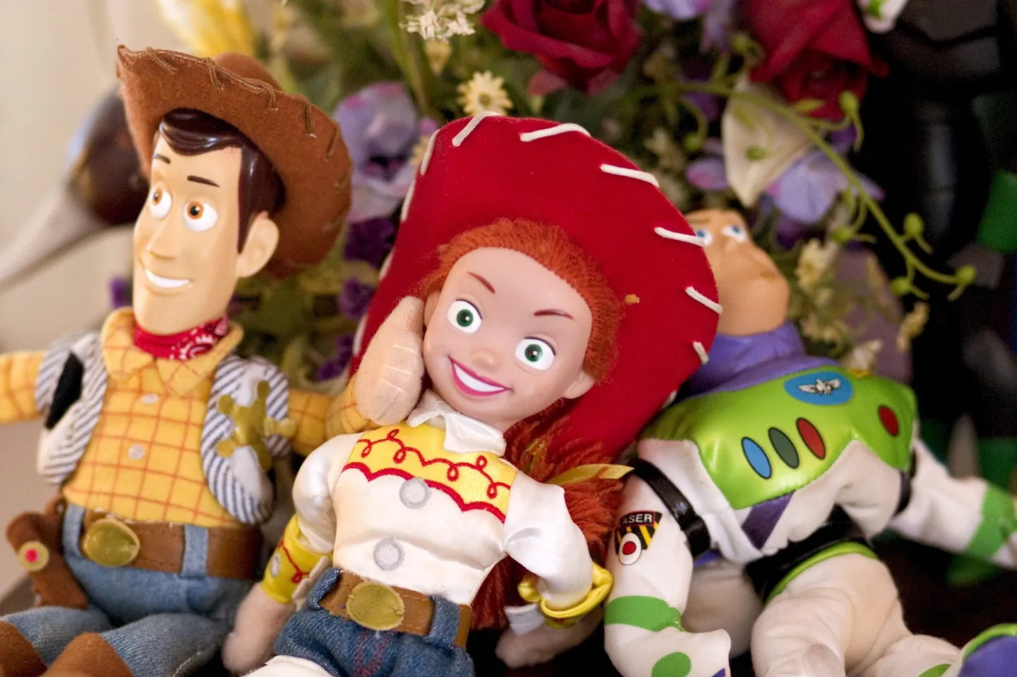 St Paul  Minnesota USA - Toy Story dolls Woody Jessie and Buzz Lightyear ready to play.  NMR PR   12/23/04 ©Skjold Photographs / The Image Works
