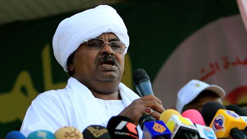 Meeleavaldusi maha surunud Sudaani luurejuht astus tagasi