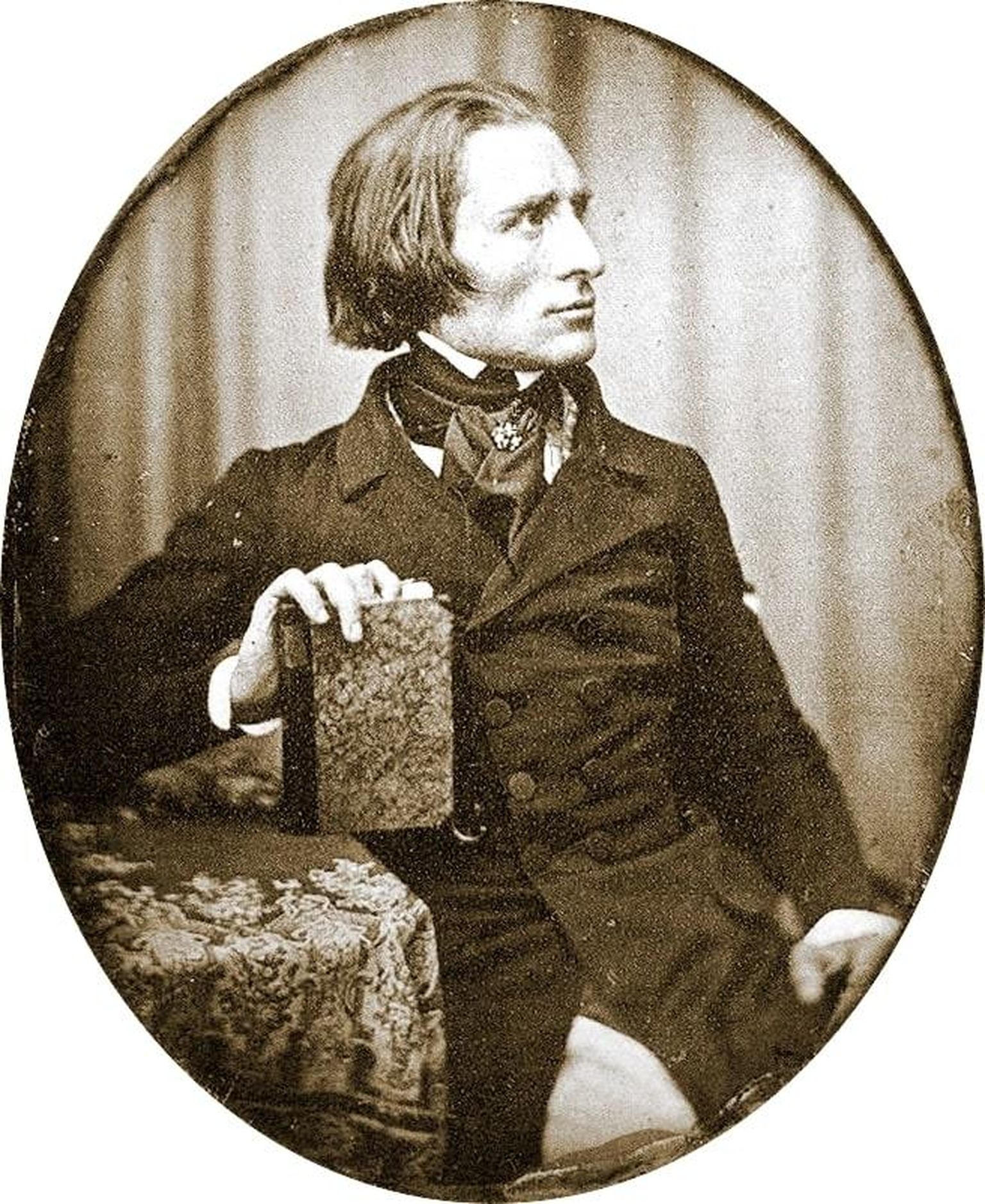 Ferenc Liszt dagerrotüübil, mille on teinud Hermann Biow aastal 1843.