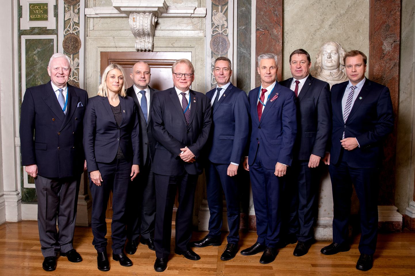 Юри Луйк (третий слева) в Стокгольме на встрече министров обороны Балтийских и Северных стран.